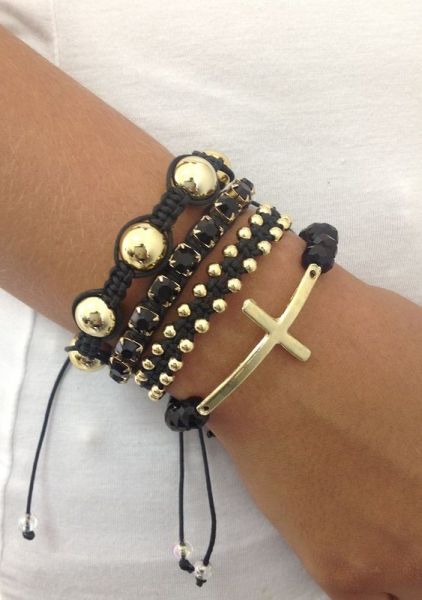 mix com 4 pulseiras 019